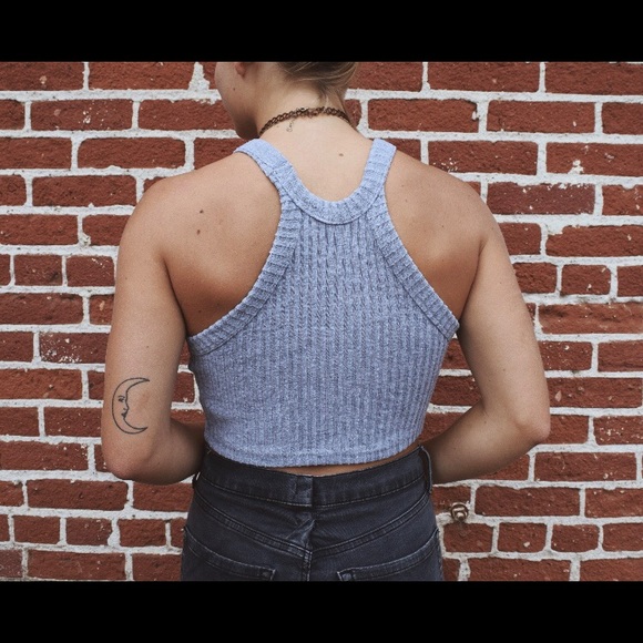 Urban outfitters grey crop top - Picture 2 of 4